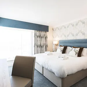 The Nottinghamshire & Golf Club Hotel
